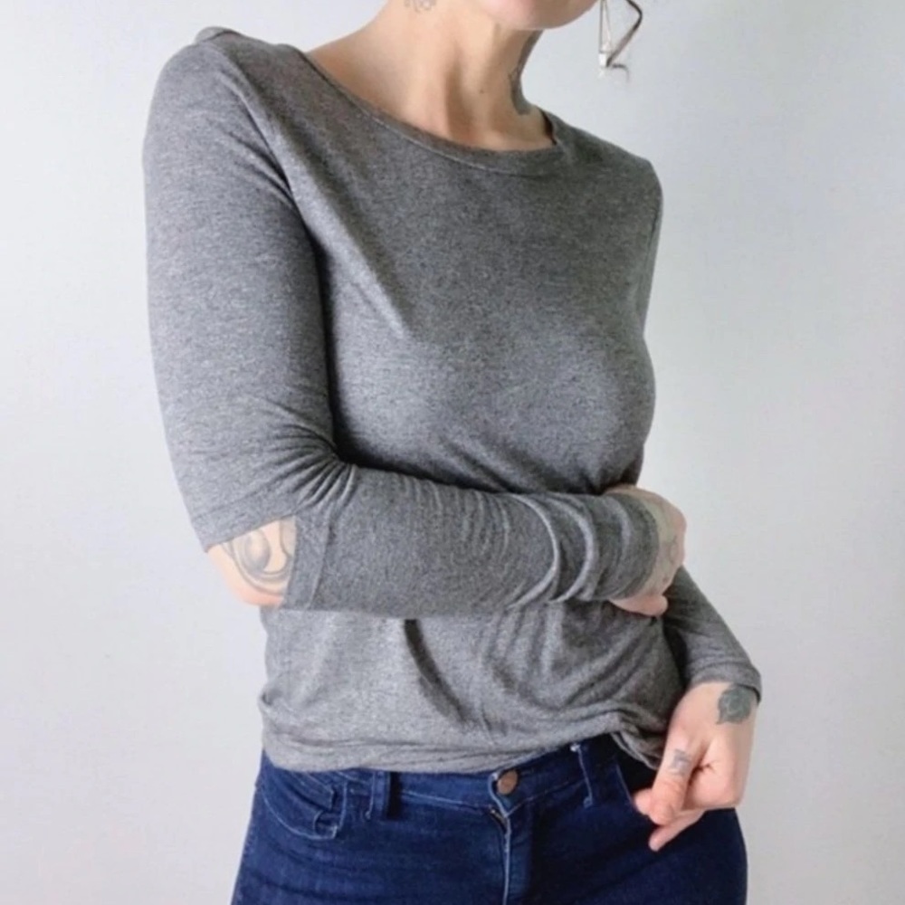 Aritzia backless longsleeve